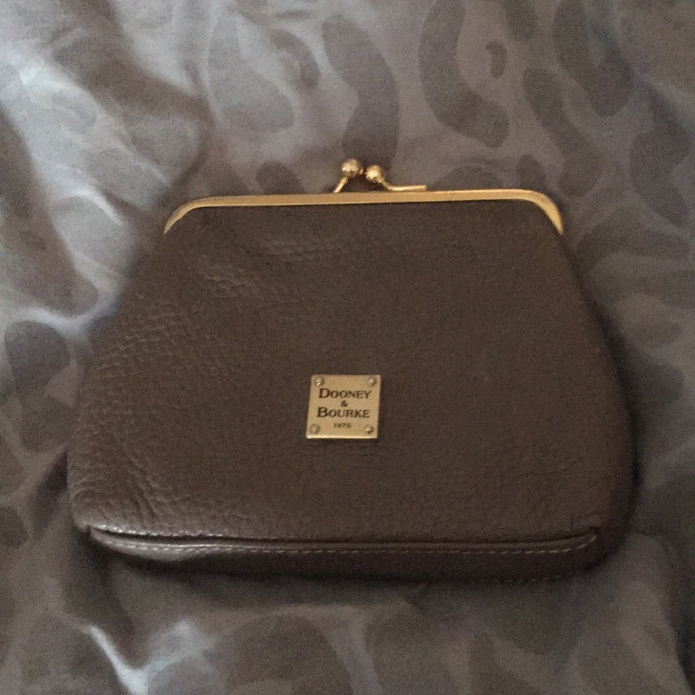 Change // credit card purse.